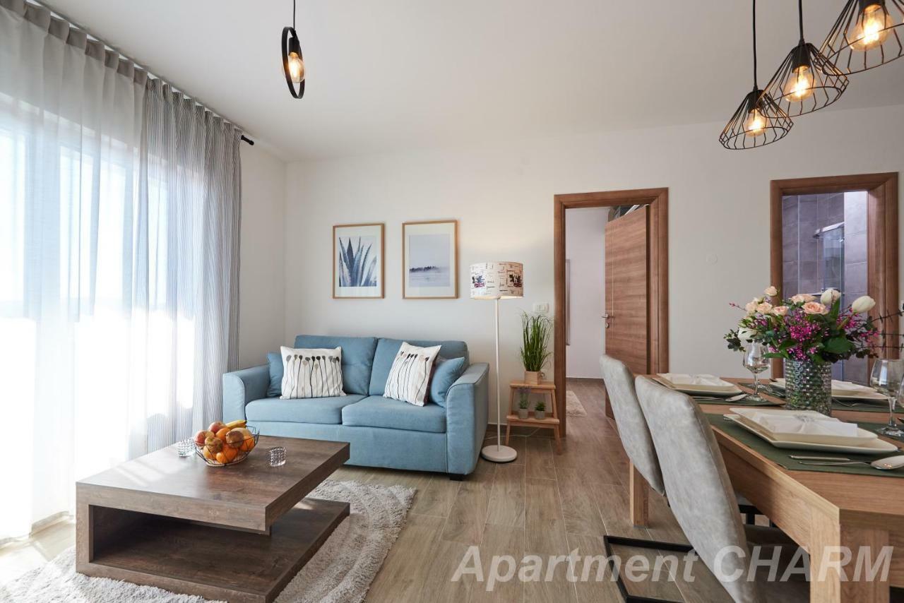 Luxury Apartment Charm With Pool Trogir Exteriér fotografie